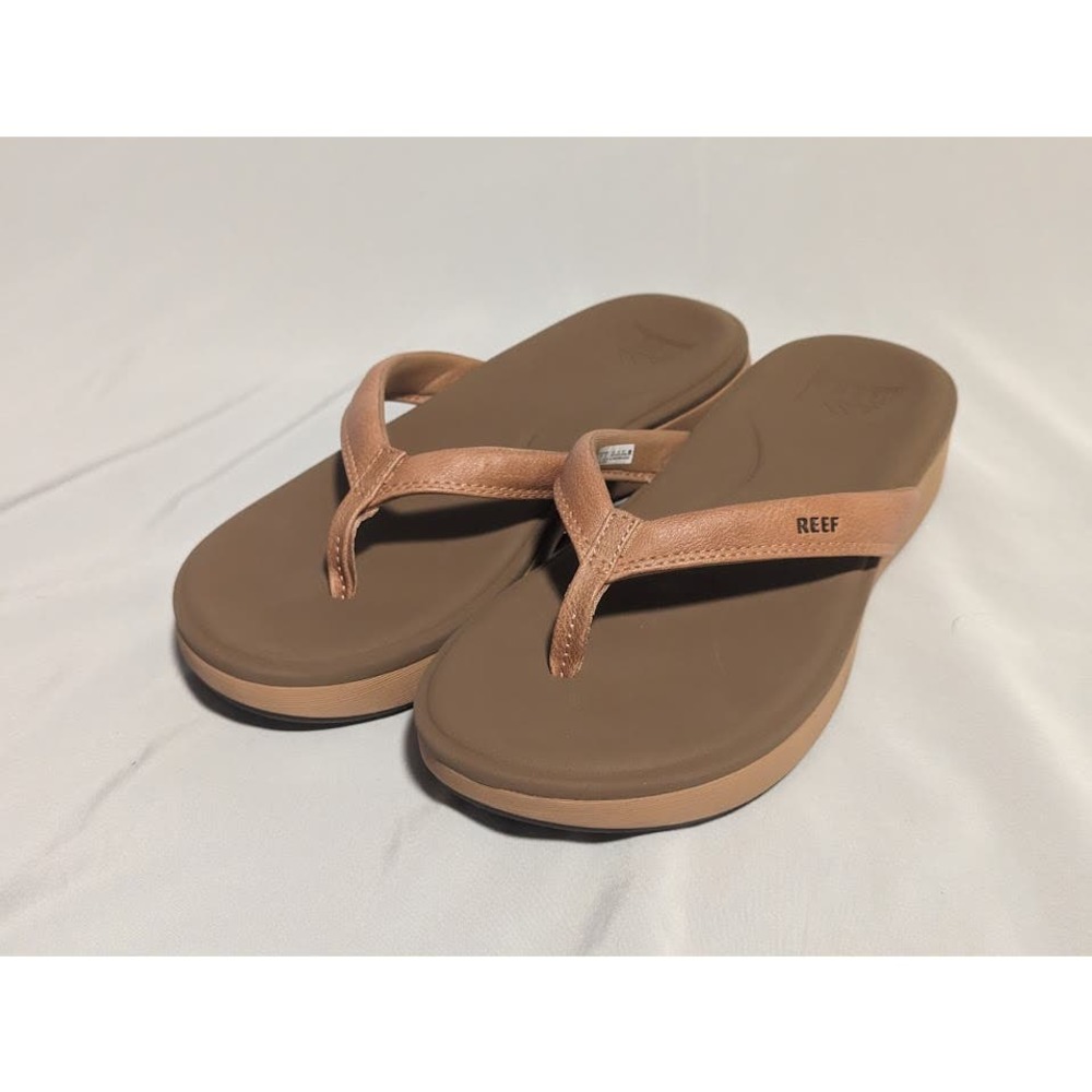 Reef Women's Tan Flip Flops